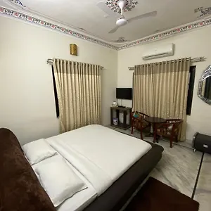  Hostel Braj